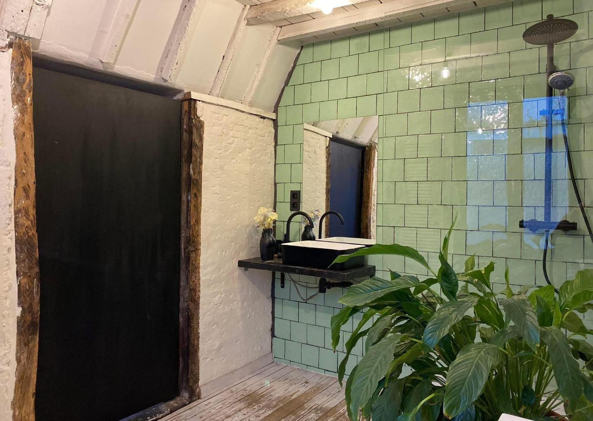Mystic'S Lodge Anversa Esterno foto